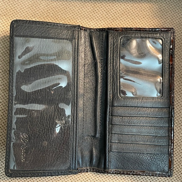 Brighton Leather Cross Body Bag - Picture 8 of 11